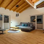 In Ruhiger Sonnenlage Direkt Am Lechweg Ferienhaus Stanzach